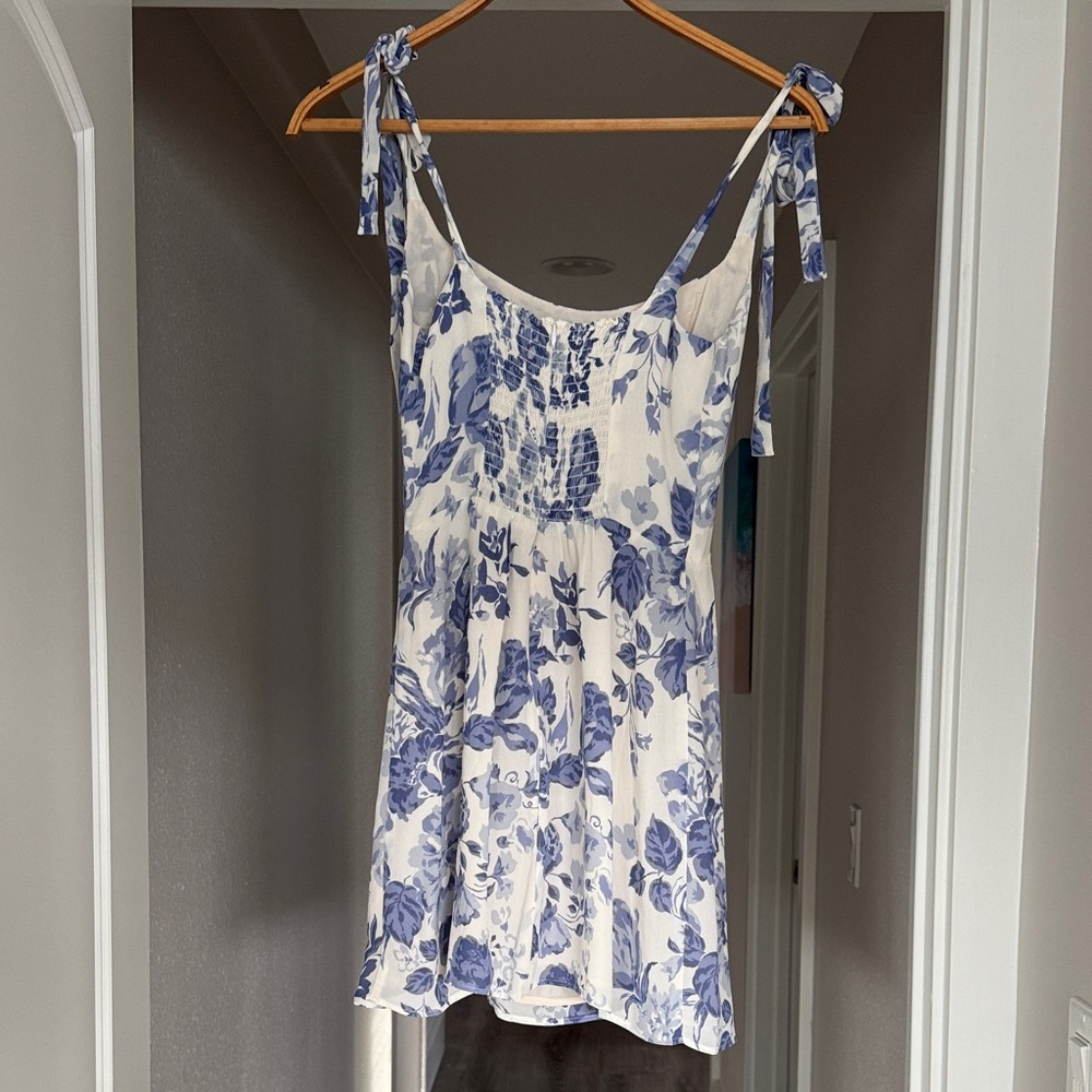 Reformation Blue and White Floral Mini Dress - Picture 2 of 5